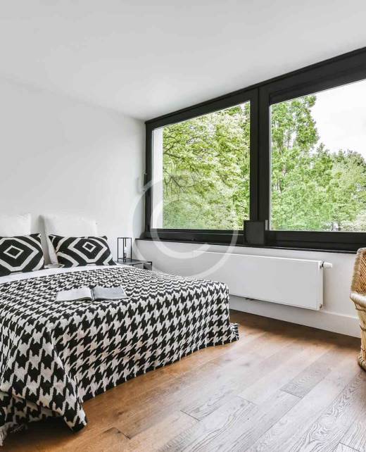 image-14-copyright image-14-copyright